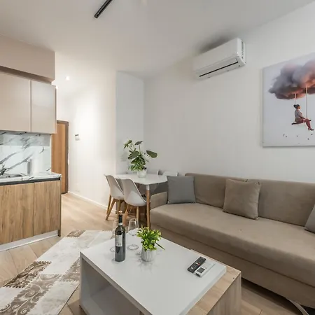 Cozy Center * Durrës